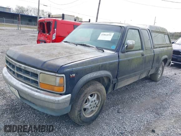 1995 Dodge Dakota с VIN 1B7GL23X0SS266233, выставлен на аукционе IAAI как лот 41864191 с пробегом 199 159 миль миль и . История ставок и продаж доступна на DreamBid. Изображение 2.