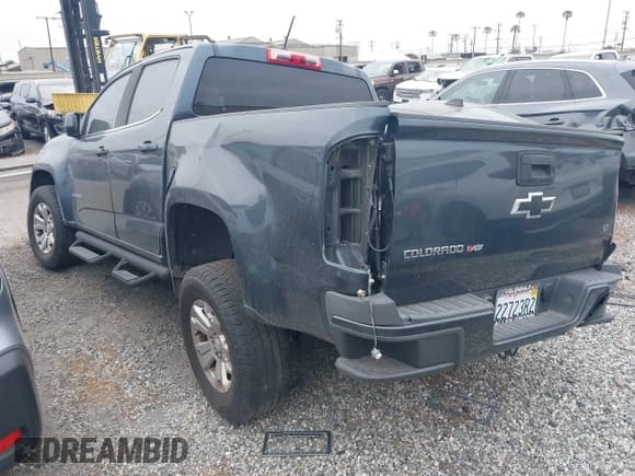 ✅ 2019 Chevrolet Colorado 2WD LT • VIN: 1GCGSCENXK1172564 • Lot: 41571842. Listed on IAAI with 82,816 mi. Free auction sales archive from the USA and detailed vehicle history report at DreamBid. Image 3.