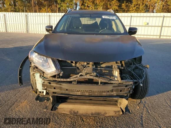 ✅ 2018 Nissan Rogue S • VIN: KNMAT2MT9JP599713 • Lot: 91390735. Wystawiony na Copart z przebiegiem 99 719 mil. Bezpłatny archiwum sprzedaży aukcyjnych z USA i szczegółowy raport historii pojazdu na DreamBid. Zdjęcie 5.