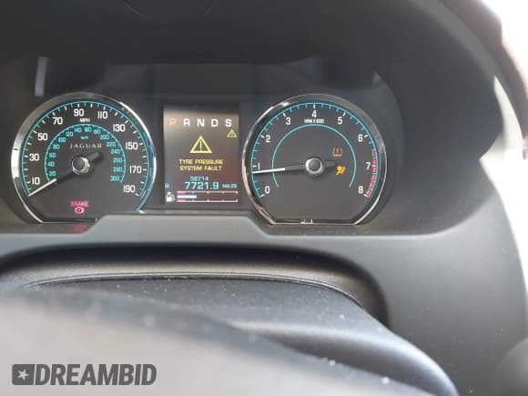 ✅ 2013 Jaguar XF RWD • VIN: SAJWA0E73D8S68546 • Лот: 42932738. Опубликован ранее на IAAI с пробегом 7 721 миль. Бесплатный доступ к архиву аукционных продаж из США и подробный отчёт об истории автомобиля на DreamBid. Изображение 7.