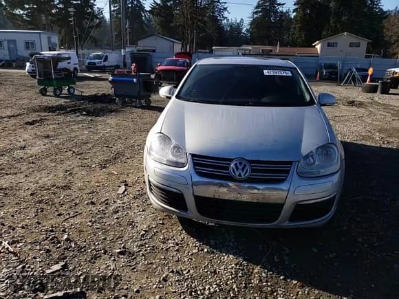✅ 2006 Volkswagen Jetta 2.5L • VIN: 3VWSG71K56M740742 • Лот: 42992575. Опубликован ранее на Copart с пробегом 180 726 миль. Бесплатный доступ к архиву аукционных продаж из США и подробный отчёт об истории автомобиля на DreamBid. Изображение 11.
