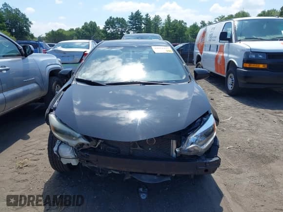 ✅ 2016 Toyota Corolla LE • VIN: 5YFBURHEXGP377341 • Lot: 42831257. Wystawiony na IAAI z przebiegiem 184 713 mil. Bezpłatny archiwum sprzedaży aukcyjnych z USA i szczegółowy raport historii pojazdu na DreamBid. Zdjęcie 12.