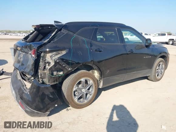 2024 Chevrolet Blazer LT with VIN 3GNKBDRS0RS160374, listed as a IAAI auction lot 43175708 with 30,846 mi miles and . Bid and sale history available at DreamBid. Image 4.