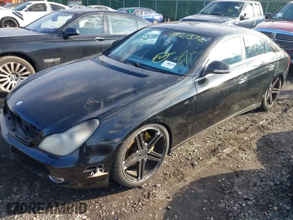 ✅ 2007 Mercedes-Benz CLS 550 • VIN: WDDDJ72X07A084462 • Lot: 41121372. Wystawiony na IAAI z przebiegiem Nie podano. Bezpłatny archiwum sprzedaży aukcyjnych z USA i szczegółowy raport historii pojazdu na DreamBid. Zdjęcie 2.