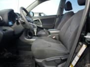 ✅ 2008 Toyota RAV4 Sport • VIN: JTMBK32V686042453 • Лот: 87490675. Опубликован ранее на Copart с пробегом 103 033 миль. Бесплатный доступ к архиву аукционных продаж из США и подробный отчёт об истории автомобиля на DreamBid. Изображение 7.