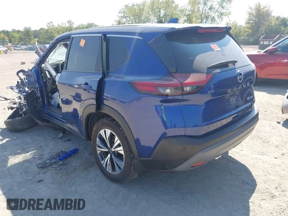 ✅ 2023 Nissan Rogue SV • VIN: JN8BT3BB5PW199803 • Lot: 43179508. Wystawiony na IAAI z przebiegiem 30 375 mil. Bezpłatny archiwum sprzedaży aukcyjnych z USA i szczegółowy raport historii pojazdu na DreamBid. Zdjęcie 3.