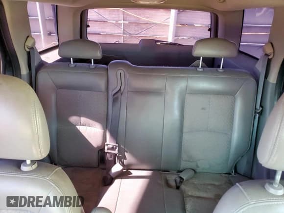 ✅ 2006 Saturn VUE • VIN: 5GZCZ63476S828031 • Lot: 92408585. Listed on Copart with 219,427 mi. Free auction sales archive from the USA and detailed vehicle history report at DreamBid. Image 10.