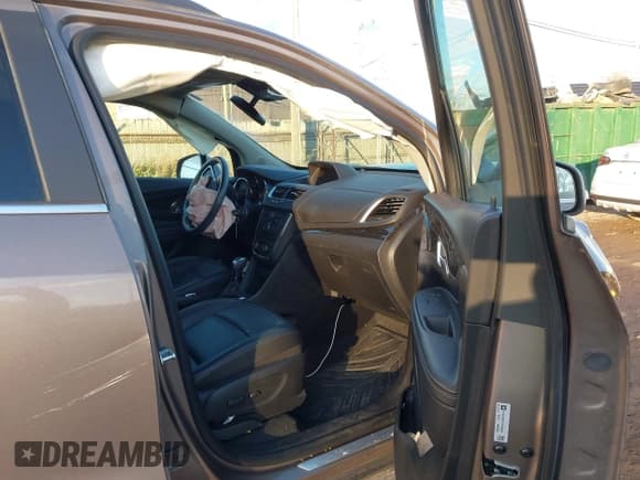 ✅ 2015 Buick Encore Premium • VIN: KL4CJHSB7FB184626 • Lot: 43688972. Wystawiony na IAAI z przebiegiem 83 540 mil. Bezpłatny archiwum sprzedaży aukcyjnych z USA i szczegółowy raport historii pojazdu na DreamBid. Zdjęcie 5.