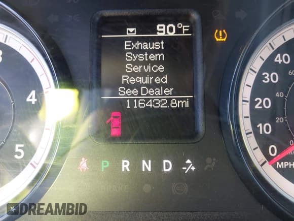 ✅ 2018 Ram 2500 Tradesman • VIN: 3C6UR5HLXJG377216 • Lot: 43565672. Wystawiony na IAAI z przebiegiem 116 432 mil. Bezpłatny archiwum sprzedaży aukcyjnych z USA i szczegółowy raport historii pojazdu na DreamBid. Zdjęcie 7.