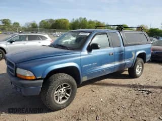 ✅ 2002 Dodge Dakota Sport • VIN: 1B7GG32N52S661020 • Lot: 54403215. Wystawiony na Copart z przebiegiem 133 284 mil. Bezpłatny archiwum sprzedaży aukcyjnych z USA i szczegółowy raport historii pojazdu na DreamBid. Zdjęcie 1.