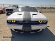 ✅ 2017 Dodge Challenger SXT • VIN: 2C3CDZAG5HH584862 • Lot: 48882184. Wystawiony na Copart z przebiegiem 166 004 mil. Bezpłatny archiwum sprzedaży aukcyjnych z USA i szczegółowy raport historii pojazdu na DreamBid. Zdjęcie 5.