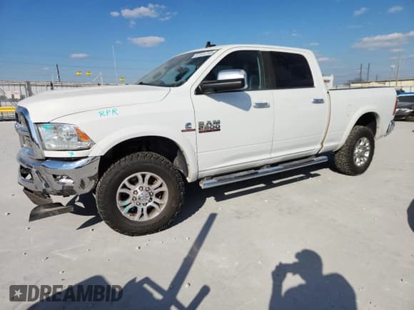 ✅ 2015 Ram 2500 Laramie • VIN: 3C6UR5FL0FG667863 • Lot: 87044705. Wystawiony na Copart z przebiegiem 363 254 mil. Bezpłatny archiwum sprzedaży aukcyjnych z USA i szczegółowy raport historii pojazdu na DreamBid. Zdjęcie 1.