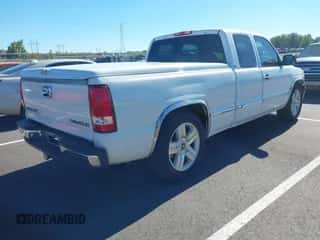 1999 Chevrolet Silverado 1500 z VIN 2GCEC19W0X1148089, wystawiony jako IAAI lot #43460016 z przebiegiem 235 825 mil mil oraz . Historia ofert i sprzedaży dostępna na DreamBid. Obrazek 4.