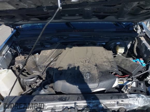 ✅ 2015 Toyota Tacoma • VIN: 3TMLU4EN1FM185873 • Lot: 41970430. Listed on IAAI with 191,790 mi. Free auction sales archive from the USA and detailed vehicle history report at DreamBid. Image 10.