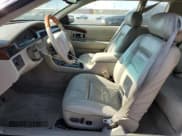 ✅ 2000 Cadillac Eldorado • VIN: 1G6EL12Y2YU151886 • Lot: 65156625. Wystawiony na Copart z przebiegiem 81 430 mil. Bezpłatny archiwum sprzedaży aukcyjnych z USA i szczegółowy raport historii pojazdu na DreamBid. Zdjęcie 7.