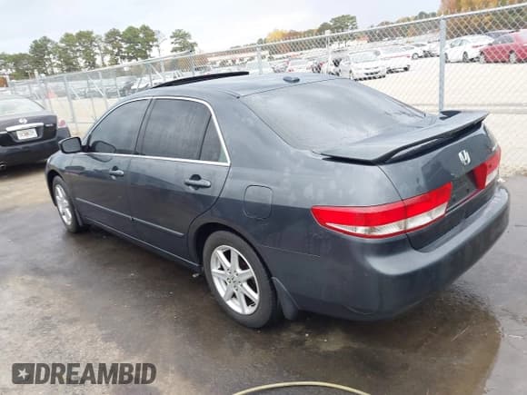 ✅ 2004 Honda Accord EX • VIN: 1HGCM66564A103741 • Lot: 43658235. Wystawiony na IAAI z przebiegiem 289 154 mil. Bezpłatny archiwum sprzedaży aukcyjnych z USA i szczegółowy raport historii pojazdu na DreamBid. Zdjęcie 3.
