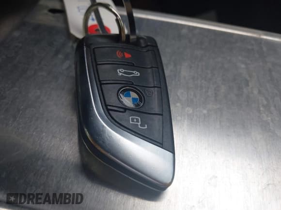 ✅ 2021 BMW 2 Series 228i • VIN: WBA53AK06M7H52167 • Lot: 41614382. Wystawiony na IAAI z przebiegiem 59 646 mil. Bezpłatny archiwum sprzedaży aukcyjnych z USA i szczegółowy raport historii pojazdu na DreamBid. Zdjęcie 11.