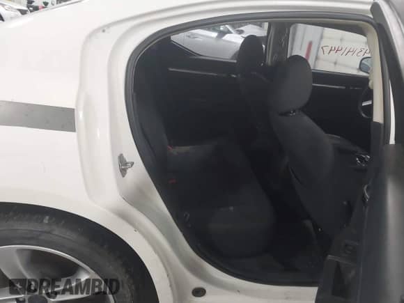 2010 Dodge Charger SXT z VIN 2B3CA3CV9AH116962, wystawiony jako IAAI lot #43141447 z przebiegiem 120 000 mil mil oraz . Historia ofert i sprzedaży dostępna na DreamBid. Obrazek 8.