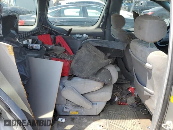 ✅ 2002 Toyota Sienna CE • VIN: 4T3ZF19C42U425907 • Лот: 53465055. Опубликован ранее на Copart с пробегом Не указан. Бесплатный доступ к архиву аукционных продаж из США и подробный отчёт об истории автомобиля на DreamBid. Изображение 11.