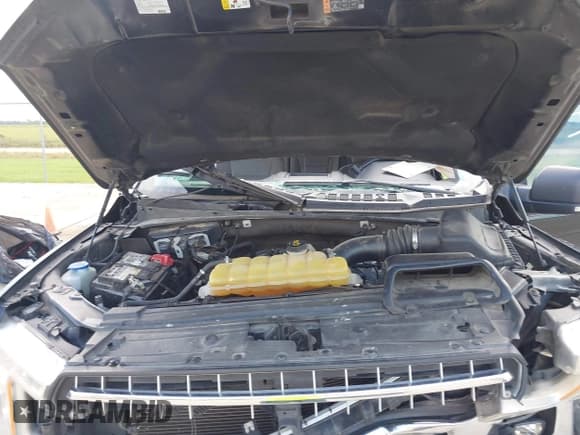 ✅ 2020 Ford F-150 XL • VIN: 1FTEW1C54LKE86130 • Lot: 43081178. Listed on IAAI with 82,554 mi. Free auction sales archive from the USA and detailed vehicle history report at DreamBid. Image 10.