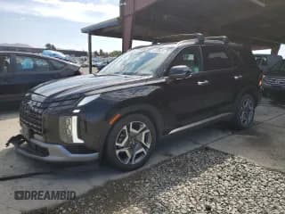 ✅ 2023 Hyundai Palisade Limited • VIN: KM8R54GE7PU528473 • Лот: 81499425. Опубликован ранее на Copart с пробегом 42 747 миль. Бесплатный доступ к архиву аукционных продаж из США и подробный отчёт об истории автомобиля на DreamBid. Изображение 1.
