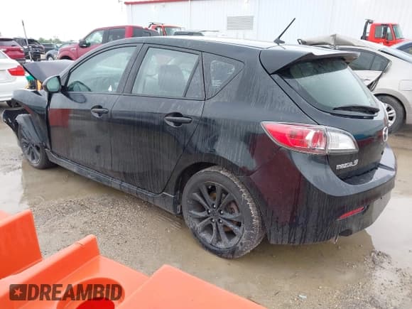 ✅ 2011 Mazda 3 S Sport • VIN: JM1BL1K59B1465369 • Лот: 42172050. Опубликован ранее на IAAI с пробегом 115 957 миль. Бесплатный доступ к архиву аукционных продаж из США и подробный отчёт об истории автомобиля на DreamBid. Изображение 3.