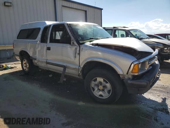 ✅ 1997 Chevrolet S-10 LS • VIN: 1GCDT19XXVK141913 • Лот: 67971994. Опубликован ранее на Copart с пробегом 158 966 миль. Бесплатный доступ к архиву аукционных продаж из США и подробный отчёт об истории автомобиля на DreamBid. Изображение 4.