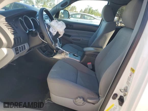 ✅ 2014 Toyota Tacoma • VIN: 5TFTX4CN2EX041705 • Лот: 82476605. Опубликован ранее на Copart с пробегом 147 304 миль. Бесплатный доступ к архиву аукционных продаж из США и подробный отчёт об истории автомобиля на DreamBid. Изображение 7.