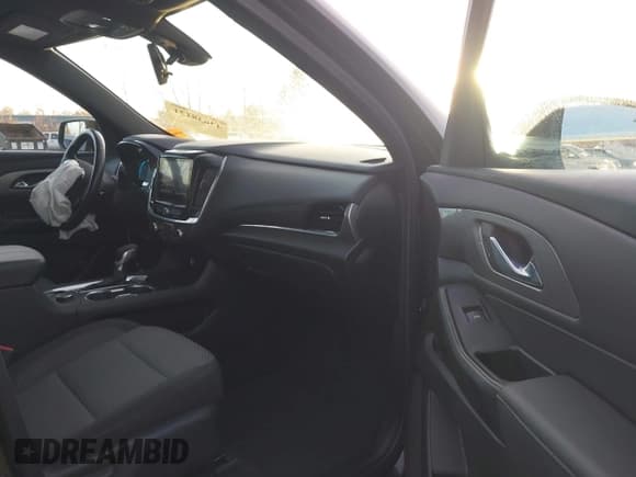 ✅ 2023 Chevrolet Traverse LT Cloth • VIN: 1GNERGKW0PJ342694 • Лот: 43638121. Опубликован ранее на IAAI с пробегом 38 617 миль. Бесплатный доступ к архиву аукционных продаж из США и подробный отчёт об истории автомобиля на DreamBid. Изображение 5.