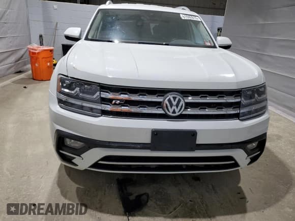 ✅ 2018 Volkswagen Atlas SE • VIN: 1V2PR2CAXJC538644 • Lot: 61592815. Wystawiony na Copart z przebiegiem 90 934 mil. Bezpłatny archiwum sprzedaży aukcyjnych z USA i szczegółowy raport historii pojazdu na DreamBid. Zdjęcie 5.