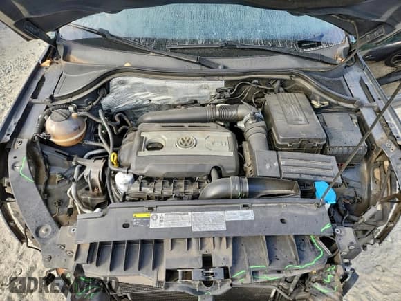 ✅ 2014 Volkswagen Tiguan S • VIN: WVGAV3AX0EW612542 • Lot: 93687315. Wystawiony na Copart z przebiegiem 118 692 mil. Bezpłatny archiwum sprzedaży aukcyjnych z USA i szczegółowy raport historii pojazdu na DreamBid. Zdjęcie 12.