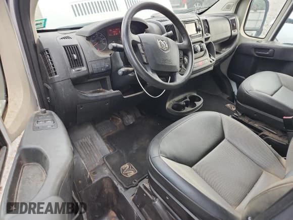 ✅ 2017 Ram ProMaster Cargo • VIN: 3C6TRVBG8HE512304 • Lot: 67922925. Wystawiony na Copart z przebiegiem 149 065 mil. Bezpłatny archiwum sprzedaży aukcyjnych z USA i szczegółowy raport historii pojazdu na DreamBid. Zdjęcie 8.