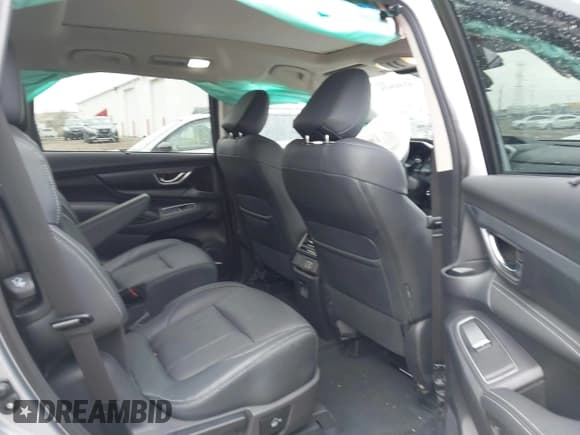 ✅ 2024 Subaru Ascent Limited • VIN: 4S4WMAUD0R3424268 • Lot: 42005674. Listed on IAAI with 6,981 mi. Free auction sales archive from the USA and detailed vehicle history report at DreamBid. Image 8.
