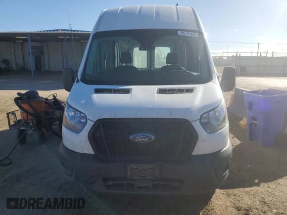 ✅ 2021 Ford Transit Cargo • VIN: 1FTBR3X8XMKA13263 • Лот: 86791425. Опубликован ранее на Copart с пробегом 167 620 миль. Бесплатный доступ к архиву аукционных продаж из США и подробный отчёт об истории автомобиля на DreamBid. Изображение 5.