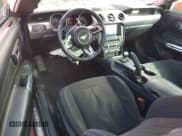 ✅ 2021 Ford Mustang GT Premium • VIN: 1FA6P8CF6M5133557 • Lot: 86133525. Wystawiony na Copart z przebiegiem 58 403 mil. Bezpłatny archiwum sprzedaży aukcyjnych z USA i szczegółowy raport historii pojazdu na DreamBid. Zdjęcie 8.