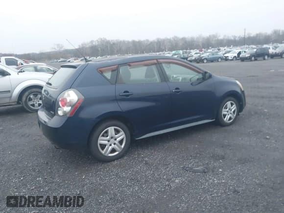 ✅ 2009 Pontiac Vibe 1SB • VIN: 5Y2SP67099Z435279 • Lot: 43759521. Wystawiony na IAAI z przebiegiem 126 287 mil. Bezpłatny archiwum sprzedaży aukcyjnych z USA i szczegółowy raport historii pojazdu na DreamBid. Zdjęcie 4.