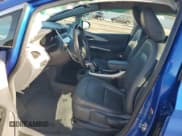 ✅ 2018 Chevrolet Bolt EV Premier • VIN: 1G1FX6S01J4139594 • Lot: 48370304. Wystawiony na Copart z przebiegiem 77 976 mil. Bezpłatny archiwum sprzedaży aukcyjnych z USA i szczegółowy raport historii pojazdu na DreamBid. Zdjęcie 7.