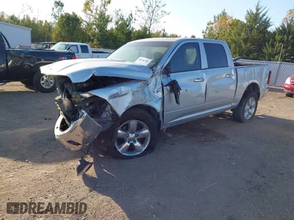 2016 Ram 1500 Big Horn with VIN 1C6RR6LT7GS263422, listed as a IAAI auction lot 40690786 with 213,354 mi miles and . Bid and sale history available at DreamBid. Image 2.