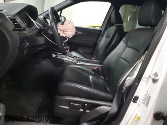 ✅ 2020 Honda Passport EX-L • VIN: 5FNYF8H59LB016607 • Lot: 69246785. Listed on Copart with 84,042 mi. Free auction sales archive from the USA and detailed vehicle history report at DreamBid. Image 7.