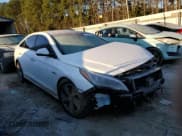 ✅ 2017 Hyundai Sonata Limited • VIN: KMHE34L34HA065123 • Lot: 71990642. Listed on Copart with Not provided. Free auction sales archive from the USA and detailed vehicle history report at DreamBid. Image 4.