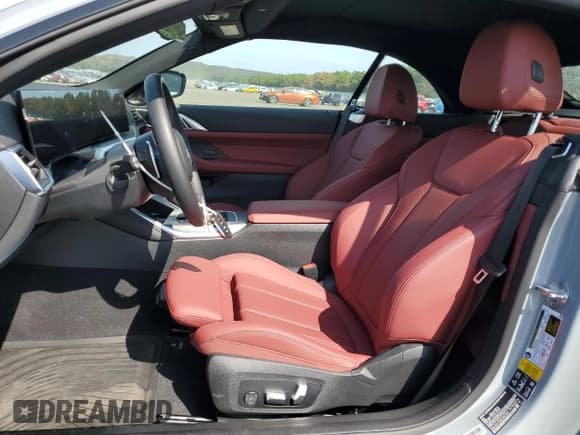 ✅ 2024 BMW 4 Series 430i xDrive • VIN: WBA43AT08RCN97661 • Lot: 71480614. Listed on Copart with 2,383 mi. Free auction sales archive from the USA and detailed vehicle history report at DreamBid. Image 7.