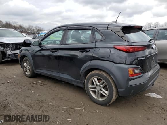 ✅ 2019 Hyundai Kona SE • VIN: KM8K12AA7KU385010 • Лот: 41196924. Опубликован ранее на Copart с пробегом 185 925 миль. Бесплатный доступ к архиву аукционных продаж из США и подробный отчёт об истории автомобиля на DreamBid. Изображение 2.