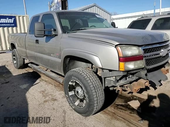 ✅ 2003 Chevrolet Silverado 2500HD LS • VIN: 1GCHC291X3E116055 • Lot: 83660854. Listed on Copart with Not provided. Free auction sales archive from the USA and detailed vehicle history report at DreamBid. Image 11.
