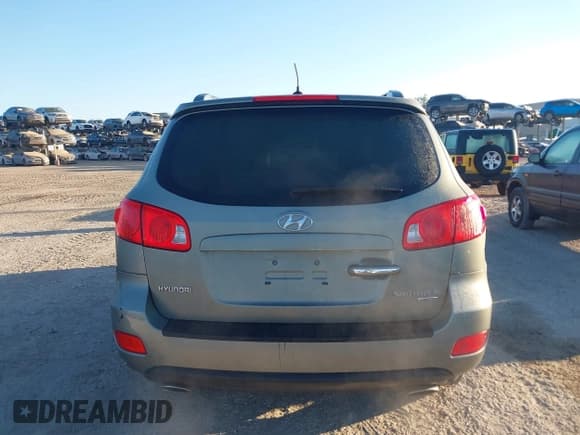 ✅ 2008 Hyundai Santa Fe SE • VIN: 5NMSH13E98H144348 • Lot: 43710295. Wystawiony na IAAI z przebiegiem 69 926 mil. Bezpłatny archiwum sprzedaży aukcyjnych z USA i szczegółowy raport historii pojazdu na DreamBid. Zdjęcie 16.