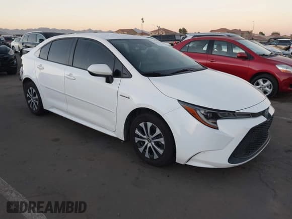 ✅ 2021 Toyota Corolla Hybrid LE • VIN: JTDEAMDE0MJ009846 • Lot: 43628880. Listed on IAAI with 85,073 mi. Free auction sales archive from the USA and detailed vehicle history report at DreamBid. Image 1.