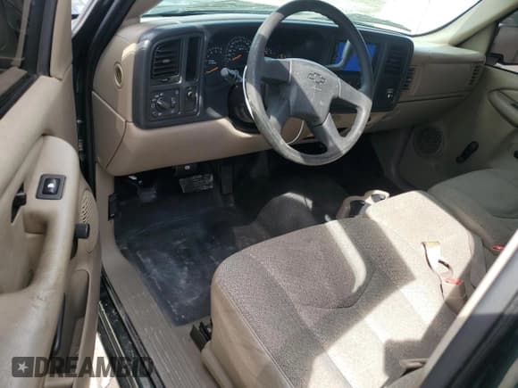 ✅ 2003 Chevrolet Silverado 1500 Work Truck • VIN: 1GCEC14X13Z166568 • Лот: 79057344. Опубликован ранее на Copart с пробегом 138 182 миль. Бесплатный доступ к архиву аукционных продаж из США и подробный отчёт об истории автомобиля на DreamBid. Изображение 8.