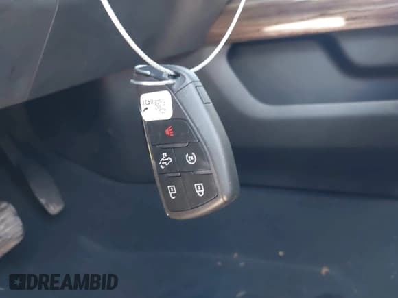 ✅ 2022 Chevrolet Silverado 1500 LT Trail Boss • VIN: 3GCUDFED1NG689442 • Lot: 41994642. Wystawiony na IAAI z przebiegiem 26 598 mil. Bezpłatny archiwum sprzedaży aukcyjnych z USA i szczegółowy raport historii pojazdu na DreamBid. Zdjęcie 11.