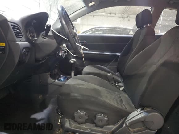 ✅ 2007 Hyundai Accent SE • VIN: KMHCN36C37U046518 • Лот: 43459955. Опубликован ранее на Copart с пробегом 118 356 миль. Бесплатный доступ к архиву аукционных продаж из США и подробный отчёт об истории автомобиля на DreamBid. Изображение 7.