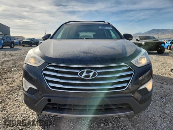 ✅ 2013 Hyundai Santa Fe GLS • VIN: KM8SNDHF0DU017269 • Лот: 90843165. Опубликован ранее на Copart с пробегом 221 733 миль. Бесплатный доступ к архиву аукционных продаж из США и подробный отчёт об истории автомобиля на DreamBid. Изображение 5.