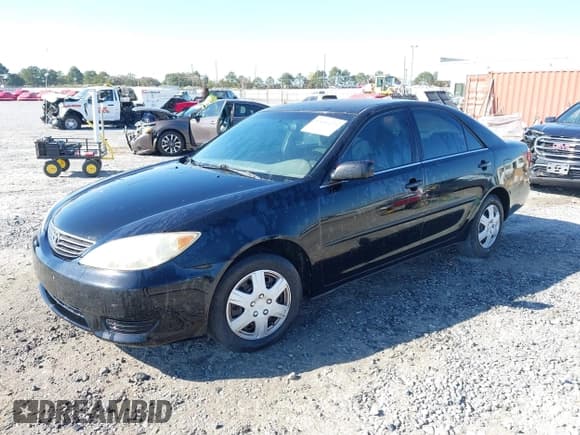 ✅ 2006 Toyota Camry LE • VIN: 4T1BE32K96U156254 • Lot: 43646276. Wystawiony na IAAI z przebiegiem 349 296 mil. Bezpłatny archiwum sprzedaży aukcyjnych z USA i szczegółowy raport historii pojazdu na DreamBid. Zdjęcie 2.